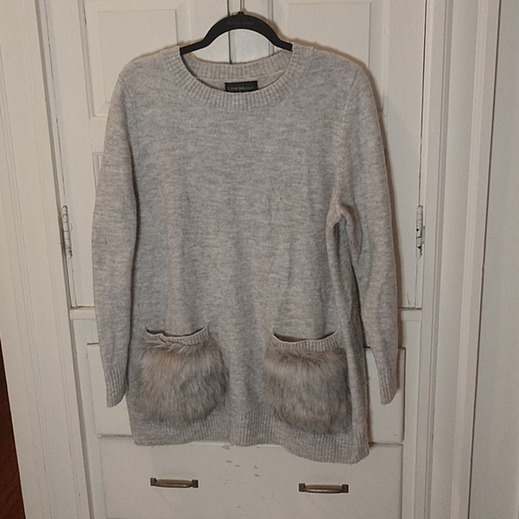 Lane Bryant Sweaters - Lane Bryant Faux Fur Pocket Sweater